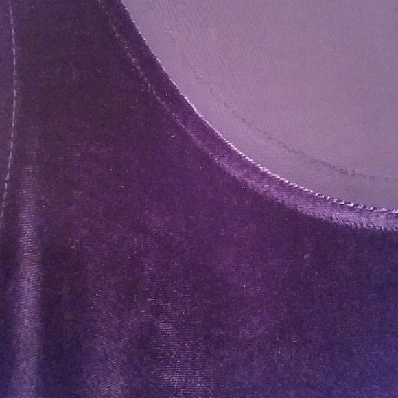 Top - Picture 2 of 3